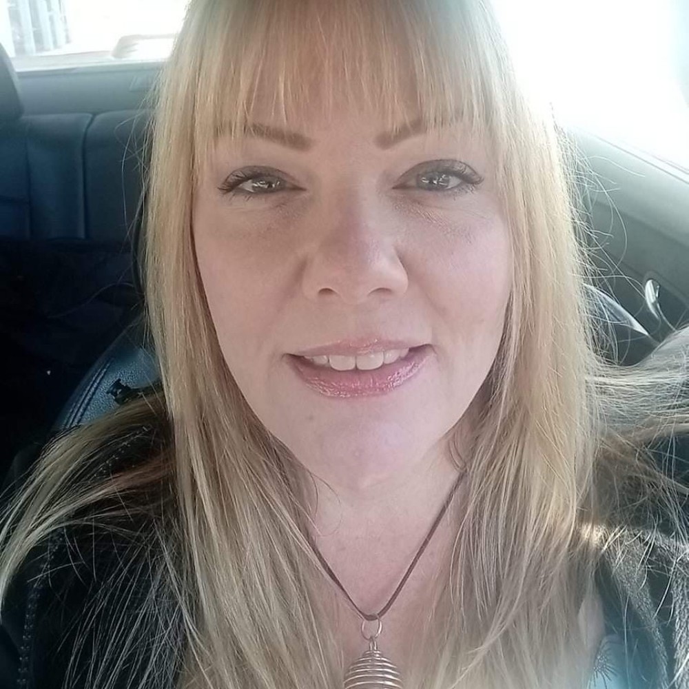 Meet your Posher, Toni